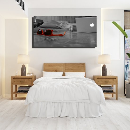 Πίνακας σε καμβά - Κόκκινα γυαλιά