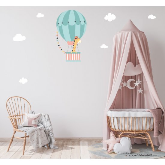 Αυτοκόλλητο τοίχου - Καμηλοπάρδαλη σε αερόστατο 2 και σετ 6 συννεφάκια Αυτοκόλλητο τοίχου - Καμηλοπάρδαλη σε αερόστατο 2 και σετ 6 συννεφάκια