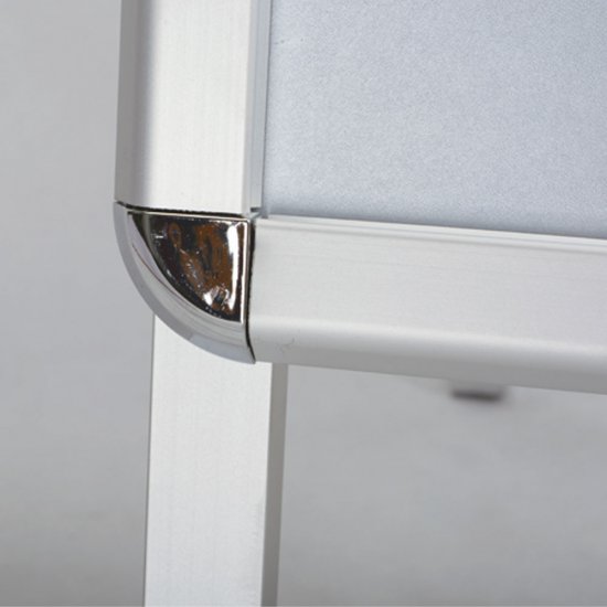 A-Board stand πεζοδρομίου με 4 θέσεις (2 μεγάλες και 2 μικρές) χωρίς εκτύπωση A-Board stand πεζοδρομίου με 4 θέσεις (2 μεγάλες και 2 μικρές) χωρίς εκτύπωση